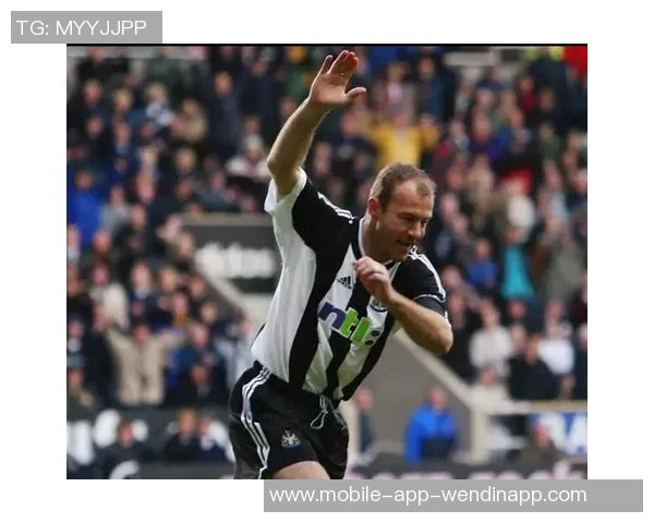 希勒称纽卡球迷对沃尔特马德情有独钟他更像是9号半或10号球员